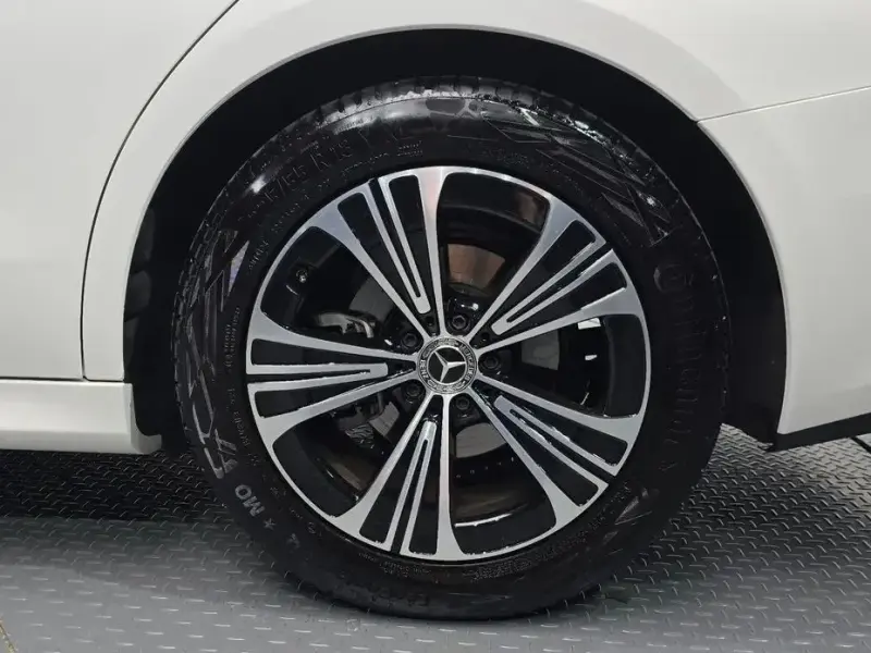 2025 Mercedes-Benz E-Класс с пробегом 20 463 км