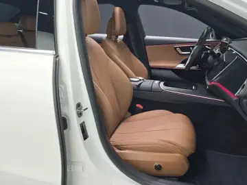 2025 Mercedes-Benz E-Класс с пробегом 20 463 км