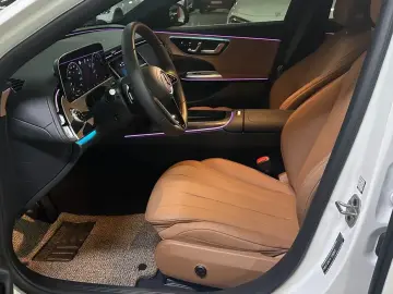 2025 Mercedes-Benz E-Класс с пробегом 12 400 км