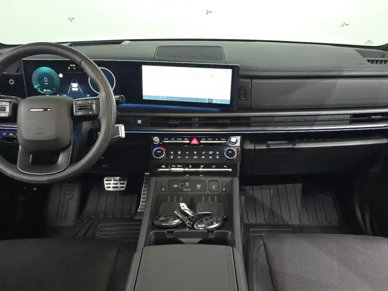 2025 Hyundai Santa Fe с пробегом 2 393 км