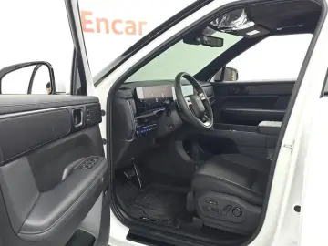 2025 Hyundai Santa Fe с пробегом 2 393 км