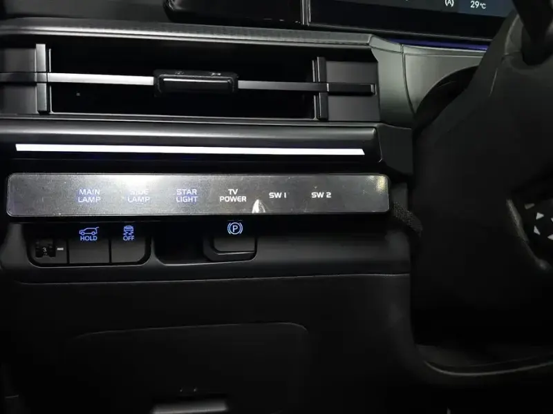 2025 Hyundai Santa Fe с пробегом 2 393 км
