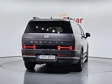 2023 Hyundai Santa Fe с пробегом 10 261 км