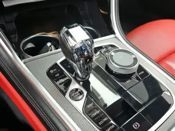 2021 BMW 8 серии с пробегом 123 187 км