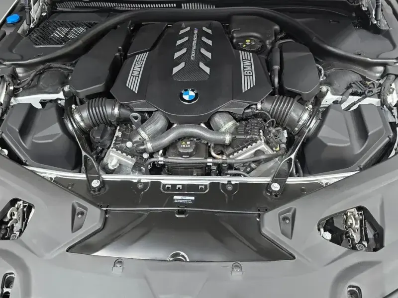 2025 BMW 8 серии с пробегом 8 248 км