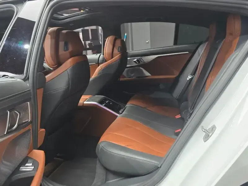 2025 BMW 8 серии с пробегом 8 248 км