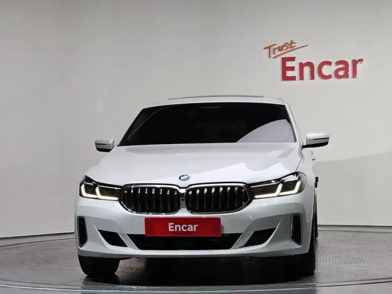 2023 BMW 6 серии с пробегом 33 756 км