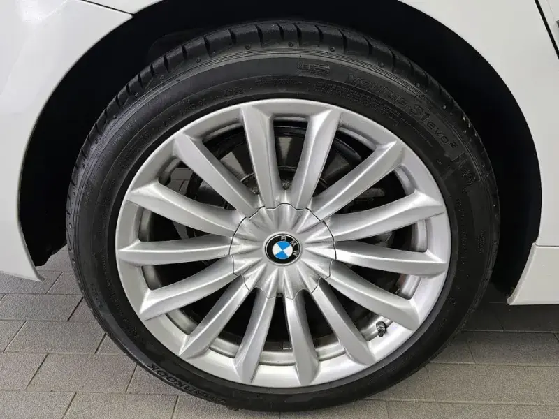 2023 BMW 6 серии с пробегом 33 756 км