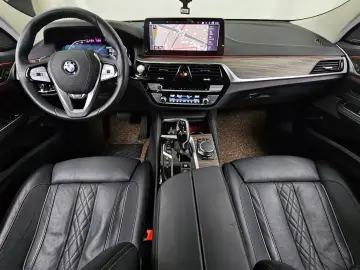 2023 BMW 6 серии с пробегом 33 756 км