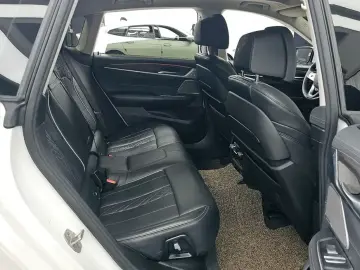 2023 BMW 6 серии с пробегом 33 756 км
