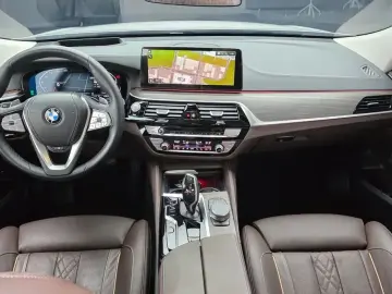 2023 BMW 6 серии с пробегом 42 588 км