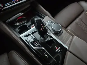 2023 BMW 6 серии с пробегом 42 588 км