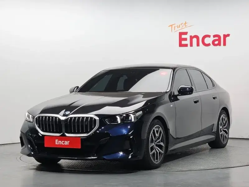 2025 BMW i5 с пробегом 19 890 км