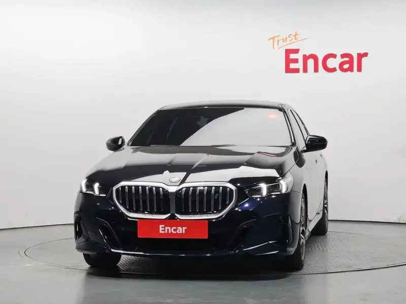 2025 BMW i5 с пробегом 19 890 км