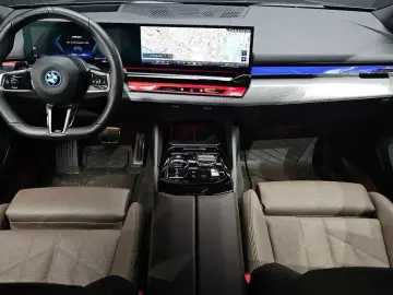 2025 BMW i5 с пробегом 19 890 км
