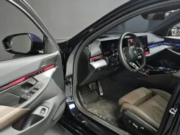 2025 BMW i5 с пробегом 19 890 км