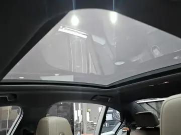 2025 BMW i5 с пробегом 19 890 км