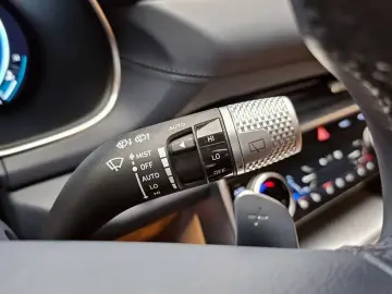2023 Genesis GV80 с пробегом 43 566 км
