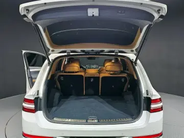 2023 Genesis GV80 с пробегом 43 566 км