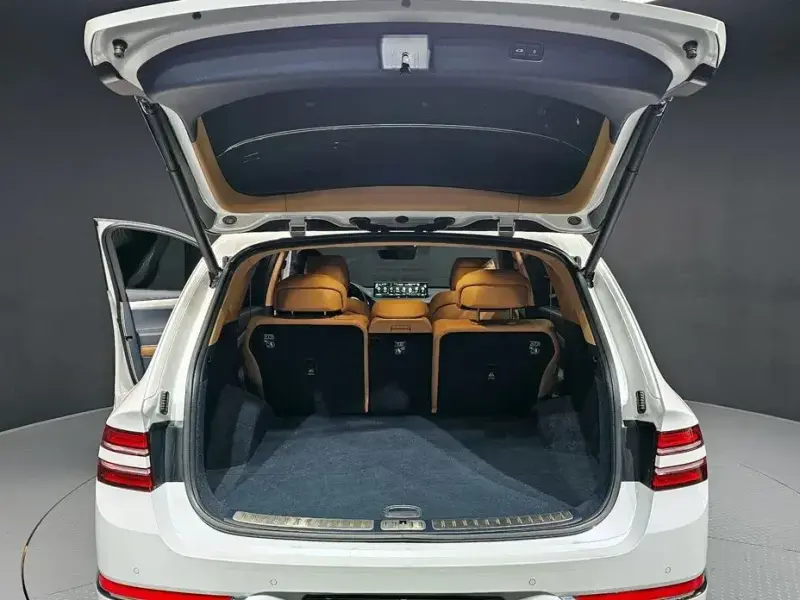 2023 Genesis GV80 с пробегом 43 566 км