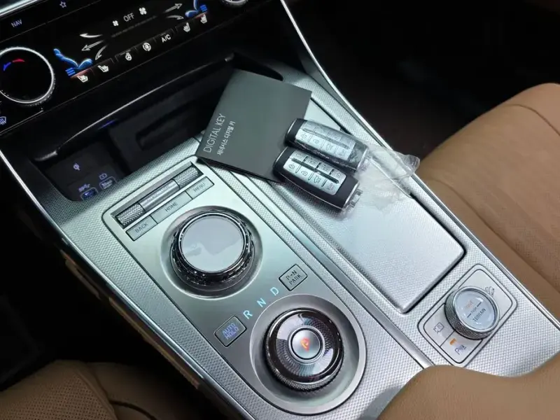 2023 Genesis GV80 с пробегом 62 102 км
