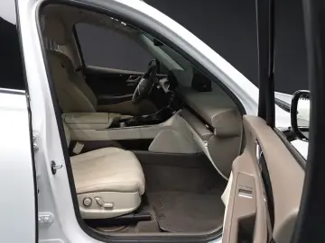 2023 Genesis GV80 с пробегом 35 078 км