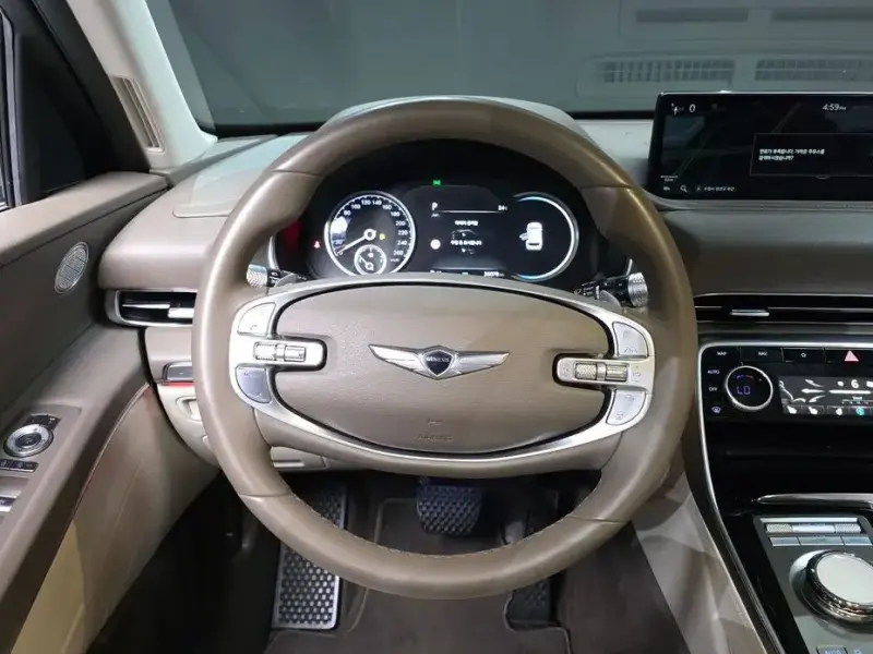 2023 Genesis GV80 с пробегом 35 078 км