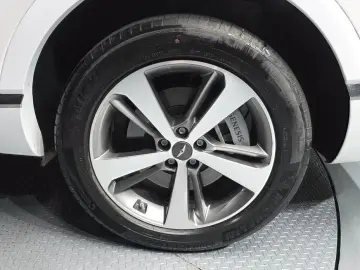 2023 Genesis GV80 с пробегом 35 078 км