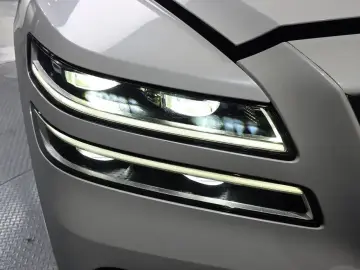 2023 Genesis GV80 с пробегом 35 078 км