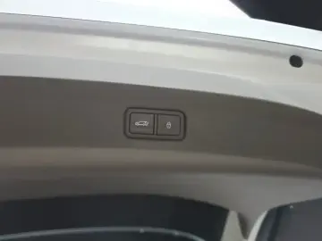 2023 Genesis GV80 с пробегом 35 078 км