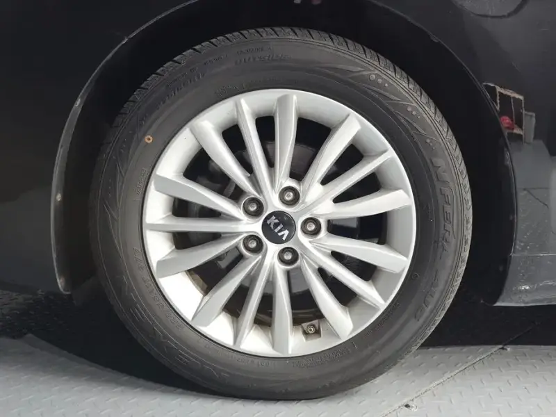 2020 Kia K7 с пробегом 81 202 км