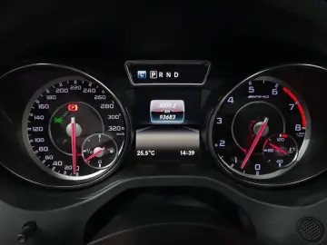 2016 Mercedes-Benz CLA с пробегом 93 683 км