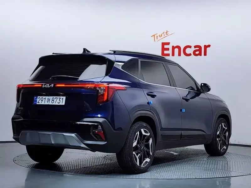 2023 Kia Seltos с пробегом 10 334 км
