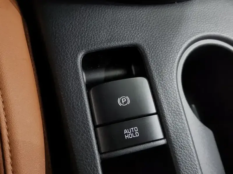 2023 Kia Seltos с пробегом 10 334 км