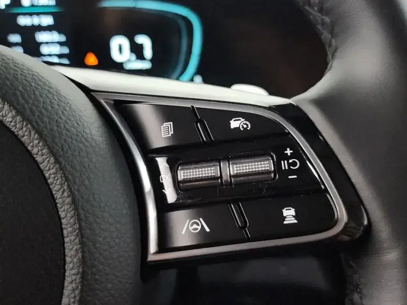 2023 Kia Seltos с пробегом 10 334 км
