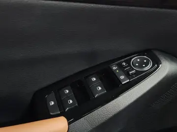 2023 Kia Seltos с пробегом 10 334 км