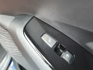 2023 Kia Seltos с пробегом 10 334 км