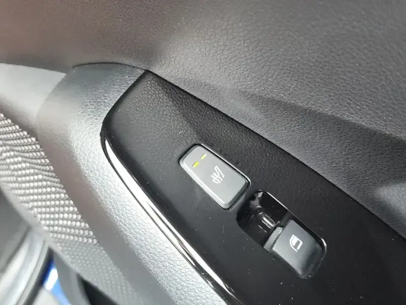 2023 Kia Seltos с пробегом 10 334 км