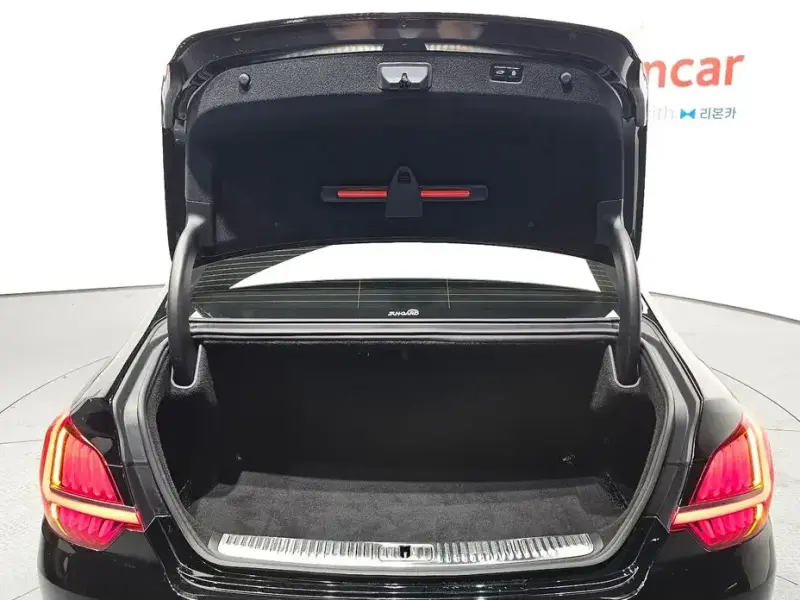 2023 Kia K9 с пробегом 64 879 км