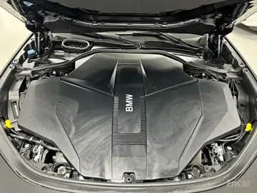2024 BMW i7 с пробегом 22 660 км