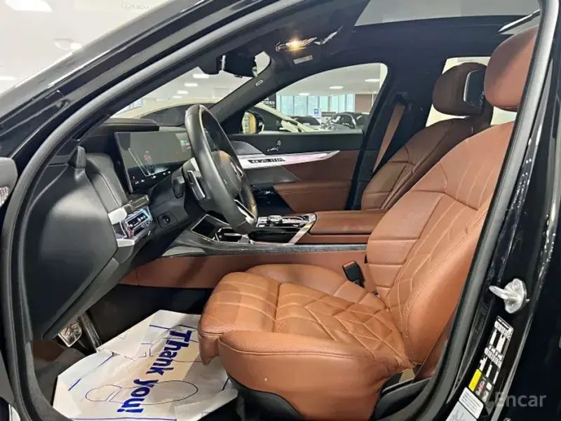 2024 BMW i7 с пробегом 22 660 км