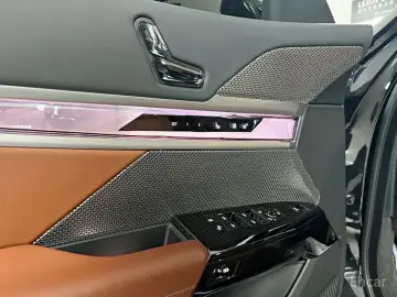 2024 BMW i7 с пробегом 22 660 км