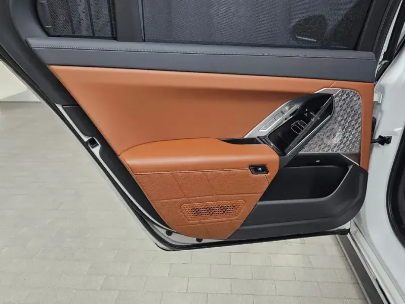 2023 BMW i7 с пробегом 31 643 км