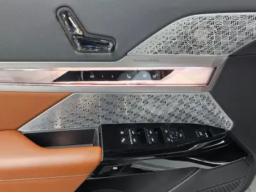 2023 BMW i7 с пробегом 31 643 км