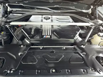 2021 BMW X5 M с пробегом 74 243 км