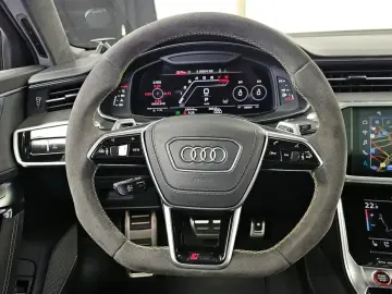 2024 Audi RS 6 с пробегом 43 644 км