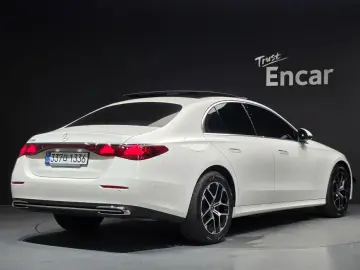 2026 Mercedes-Benz E-Класс с пробегом 9 896 км