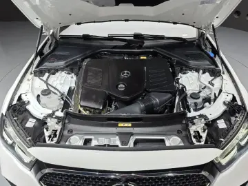 2026 Mercedes-Benz E-Класс с пробегом 9 896 км