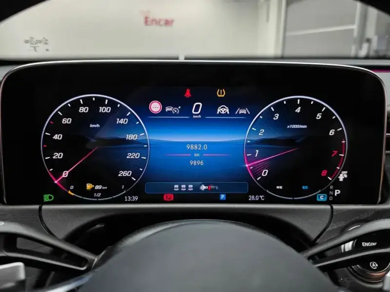 2026 Mercedes-Benz E-Класс с пробегом 9 896 км