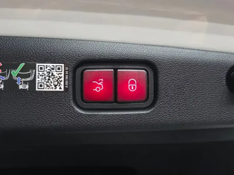 2026 Mercedes-Benz E-Класс с пробегом 9 896 км